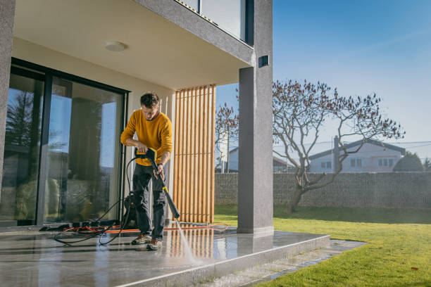 Animal Enclosure Cleaning in Coburg, OR